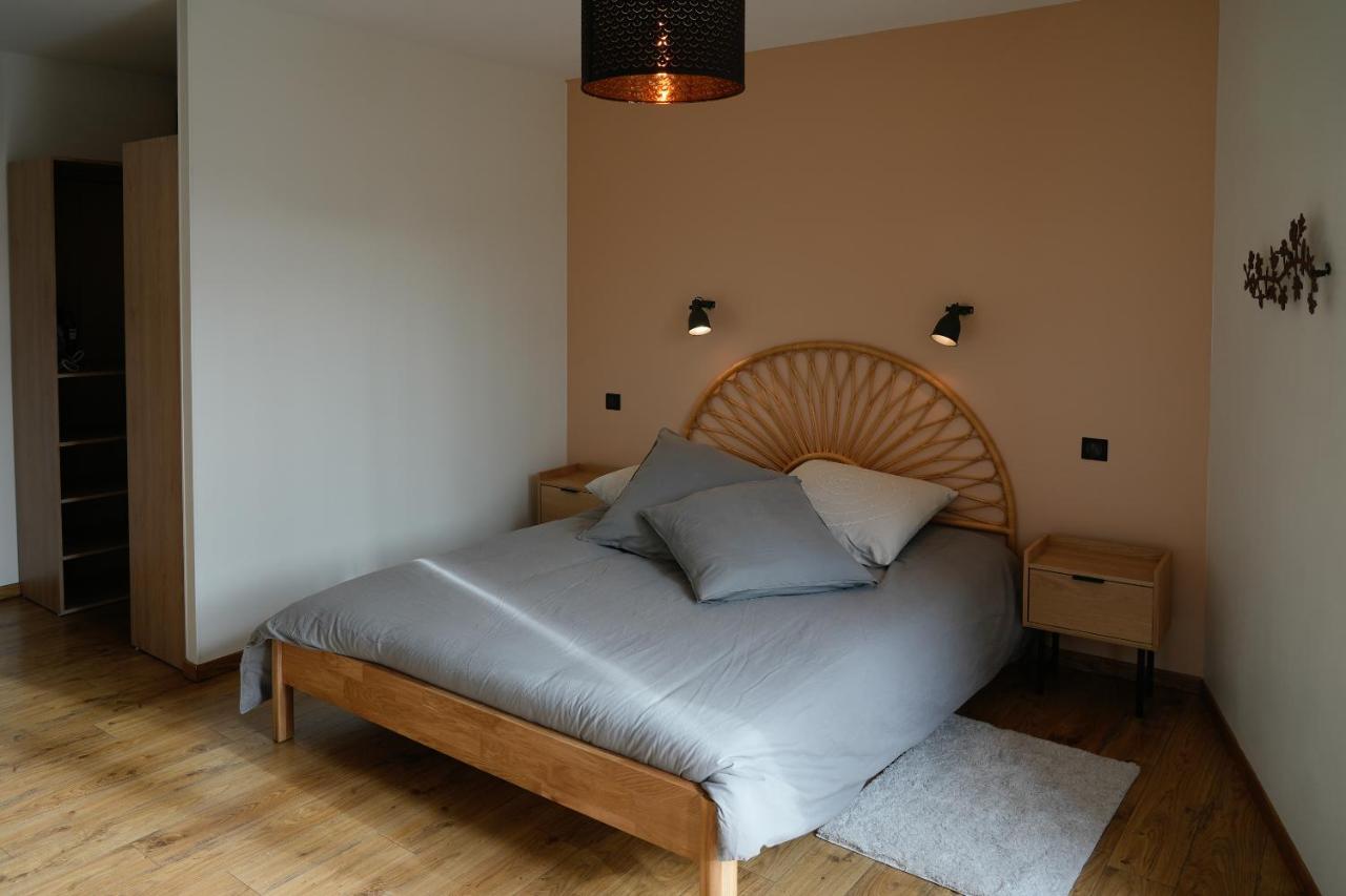 Auberge Du Vieux Pont Бринье Екстериор снимка